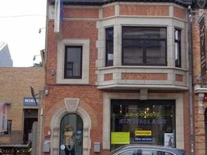 Rez commercial à louer