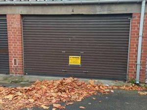 Mons - Place Nervienne G4