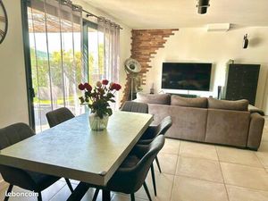 Villa 4 pièces piscine et garage