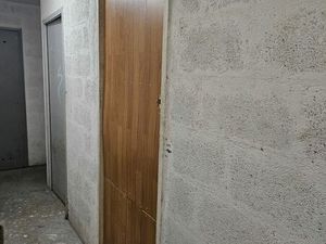 Cave colline Saint Joseph 13009 à vendre