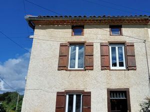 Maison de village avec jardinet