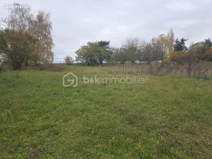 Terrain 1 932 m² Soucy