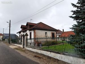 Maison 92m2 sur terrain clos avec travaux