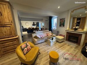 Maison 8 pièces 146 m²