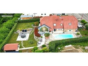 Villa 6 pièces 198 m²