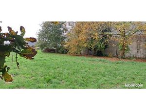 Terrain constructible de 1358 m2