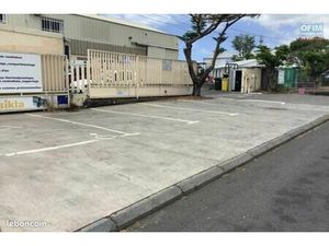 Local commercial 295 m²