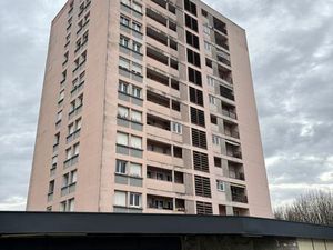 Appartement 4 pièces (72 m²) avec balcon - SOCHAUX