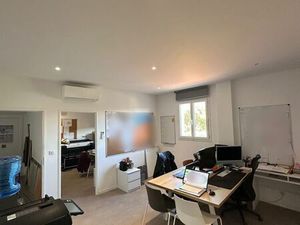 Bureaux + stockage à louer – 90 m² – Sarrola-Carcopino