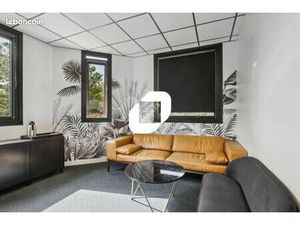 Bureaux 118 m²
