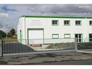 Local commercial artisanal industriel