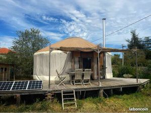 Yourte avec permis sur terrain constructible