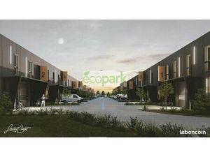 Local industriel 350 m²