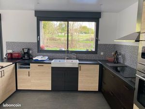 98m3 refait à neuf au Rez de chaussée avec grande terrasse