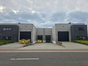 Entrepôt à louer près de l’E19