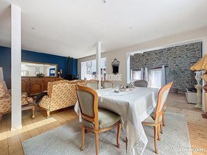 Maison 6 pièces 235 m²