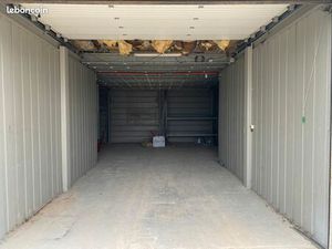 Local d'activité avec bureaux à louer - Castelnaudary