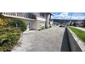 A louer morteau local professionnel