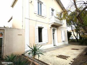 Maison t4 avec parking et jardin