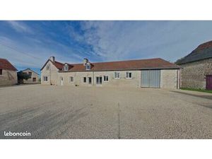 Maison 7 pièces 259 m²