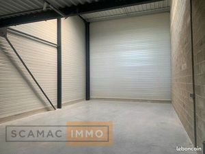 Local d'activité 99 m²