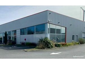 LOCAL COMMERCIAL 400m2 COUTANCES