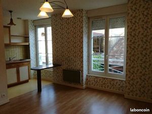 Appartement 2 pièces centre Buzancais