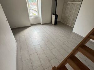 Appartement avec garage  terrain privatif et cave