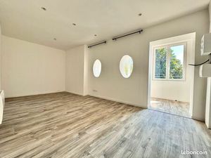 Studio Rénové à Louer (Aucune Charge ) - Sainte Suzanne  Proche Montbéliard