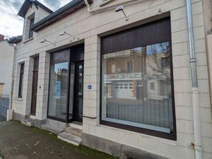 ? Local commercial 37m² Avenue de la Gare  Auzances