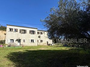 Maison 10 pièces 174 m²