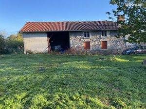 Grange 1 pièce 200 m²