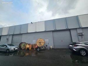 Local 290 m² Évry-Courcouronnes