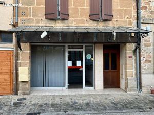 Local commercial à Lacapelle-Marival
