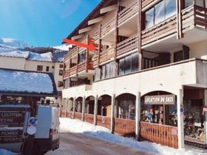 Studio / balcon vue montagne