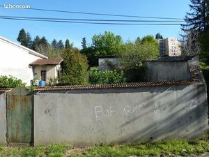 Terrain constructible 810 m²