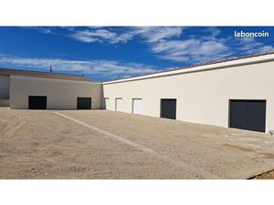 Location entrepôts / box et/ou bureaux