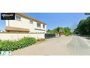 À louer – Entrepôt industriel 242 m² avec bureau et mezzanine