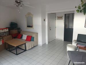 VENTE VINAY - T2 Traversant 52 49 m2 - Double Balcon & Vue Vercors