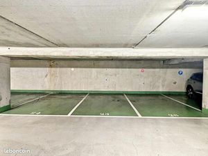 Parking 12 m² Courbevoie