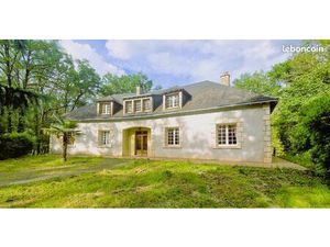 Grande propriété dans son parc arboré à 45 minutes de TOURS