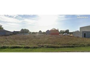 Terrain constructible de 576m²