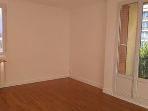 Appartement 3 pièces 55 m² + Garage • Saint Martin-le-Vinoux (38950) • 129 000