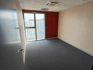 Bureau à louer – 14 m² – Ingrandes-sur-Loire (Centre-ville)