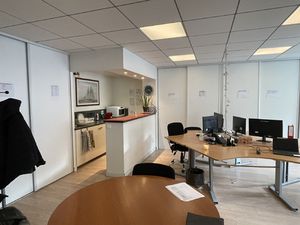 A VENDRE - BUREAUX 100m2 - SAINT-MAUR CRÉTEIL - QUARTIER CAL