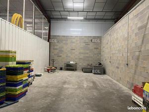 Local d'activité 80 m²