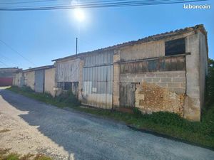 Garage grange terrain