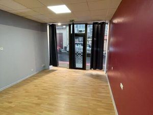 Loue local commercial à Mauriac