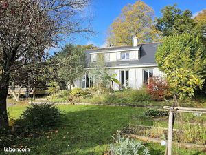 Charmante Maison de 153m2 habitables sur un très beau terrain arboré de 1700m2