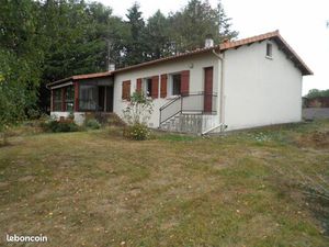 Maison à nieuil 16270